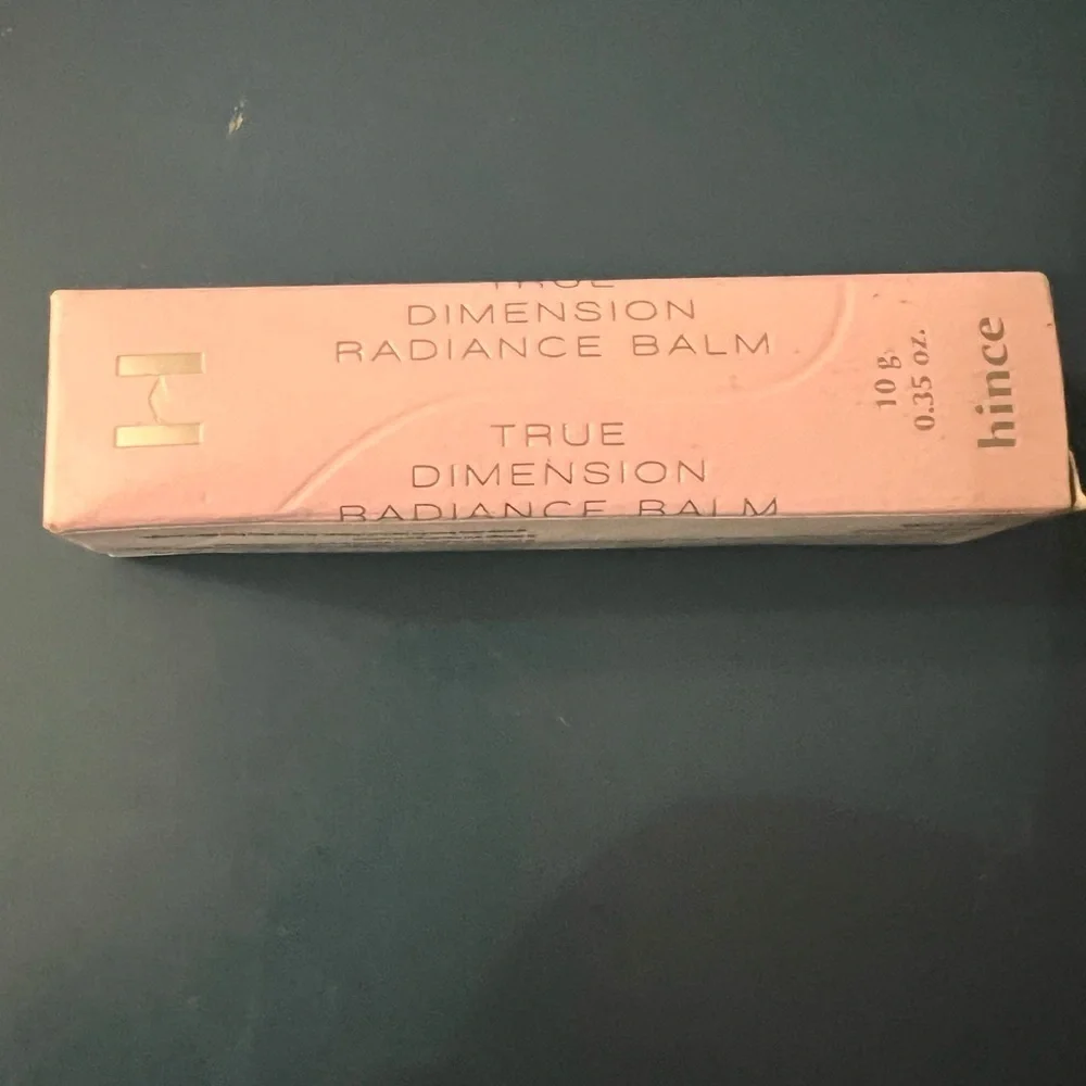 Hince True Dimension Radiance Balm – Shelly Highlighter Stick (New in Box)